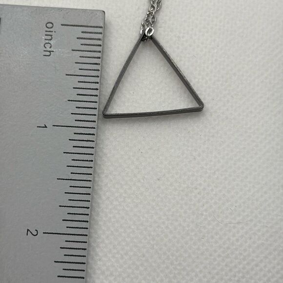 Brand New!! Triangle pendant and chain - Picture 5 of 5